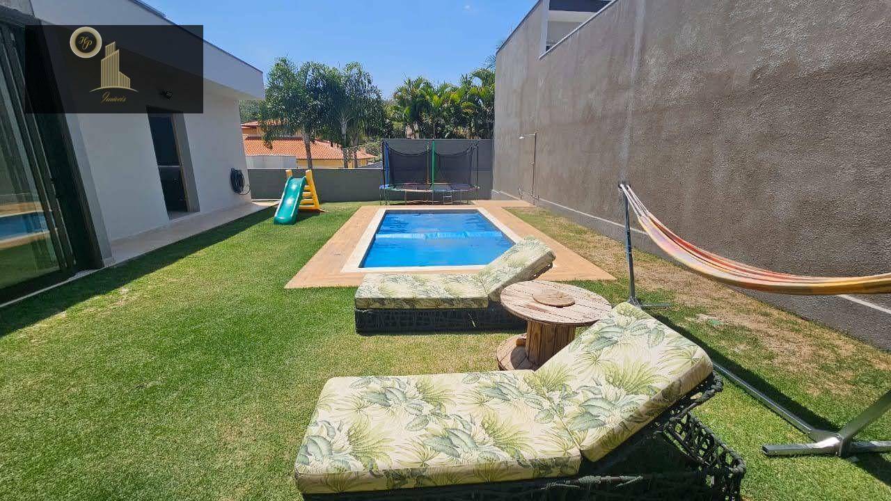 Casa de Condomínio à venda com 3 quartos, 330m² - Foto 17