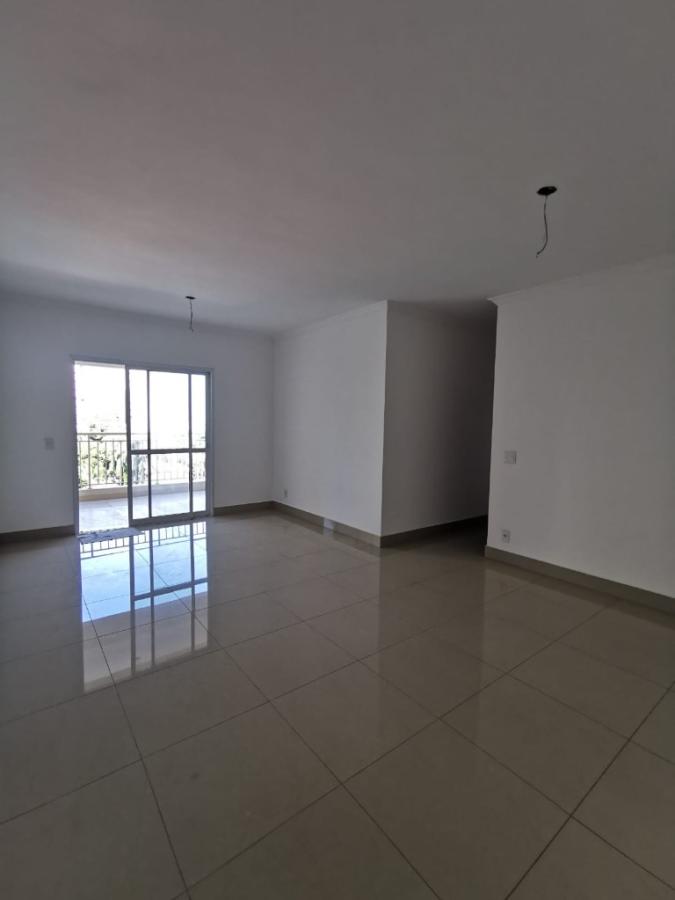 Apartamento à venda com 3 quartos, 120m² - Foto 4