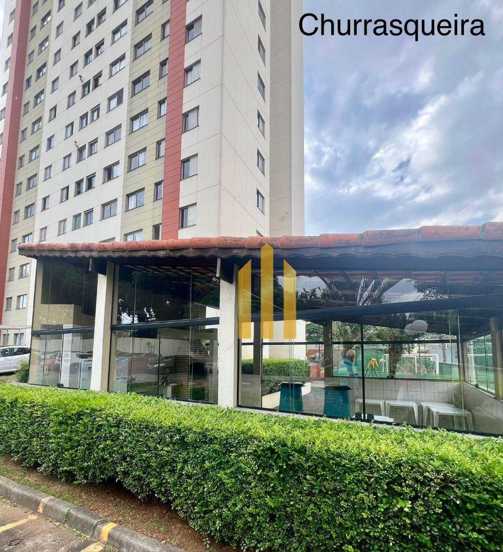 Apartamento para alugar com 3 quartos, 70m² - Foto 13