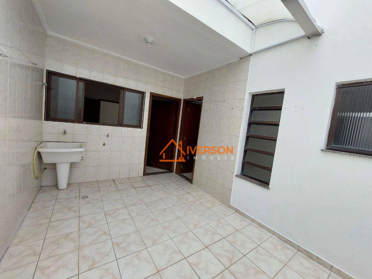Apartamento para alugar com 3 quartos, 80m² - Foto 15