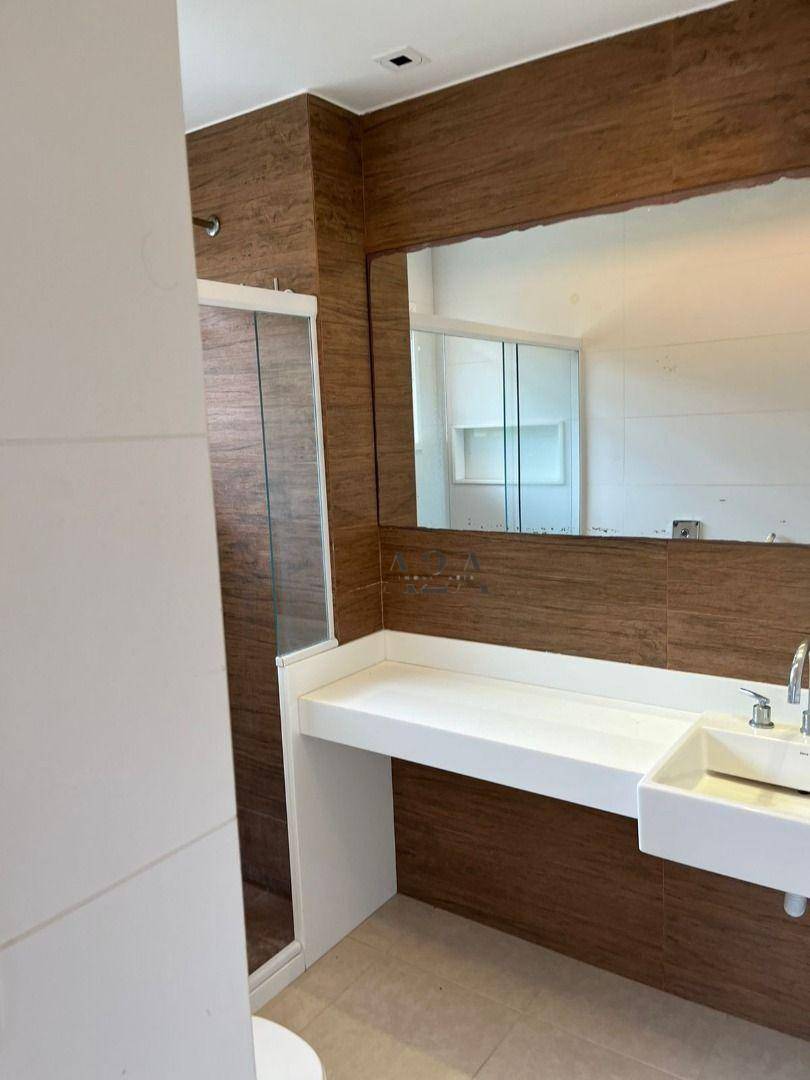 Casa à venda com 4 quartos, 357m² - Foto 42