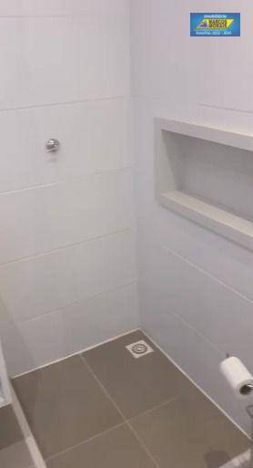 Apartamento à venda com 2 quartos, 64m² - Foto 24