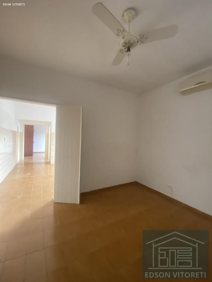Casa à venda com 1 quarto, 78m² - Foto 23