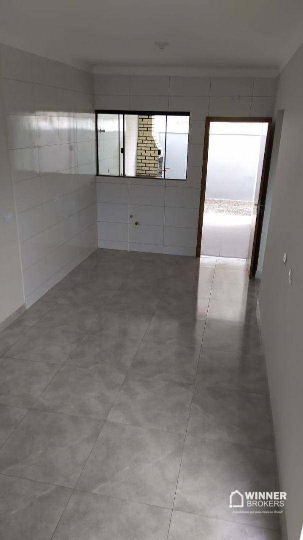 Casa à venda com 3 quartos, 68m² - Foto 3