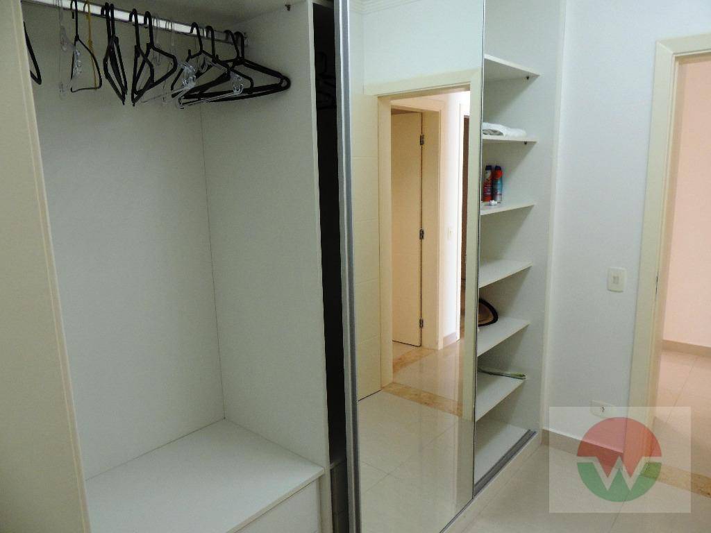 Casa de Condomínio à venda com 4 quartos, 203m² - Foto 16