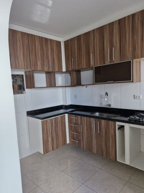 Apartamento à venda com 2 quartos, 58m² - Foto 2