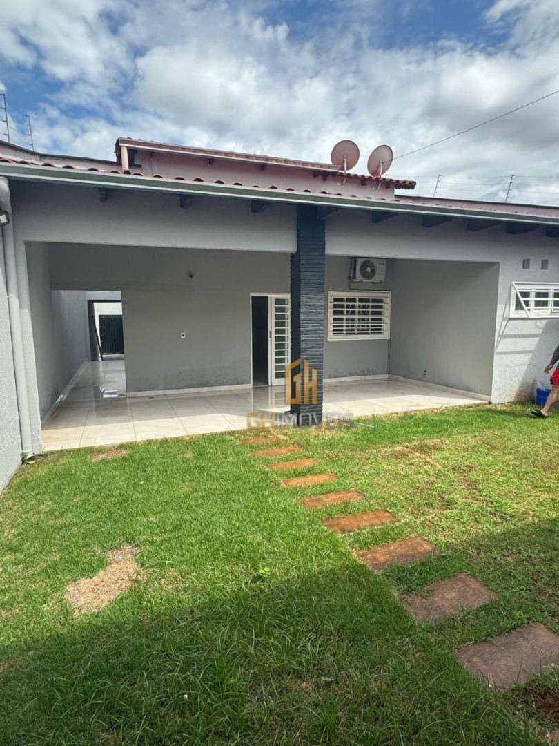 Casa à venda com 3 quartos, 220m² - Foto 18