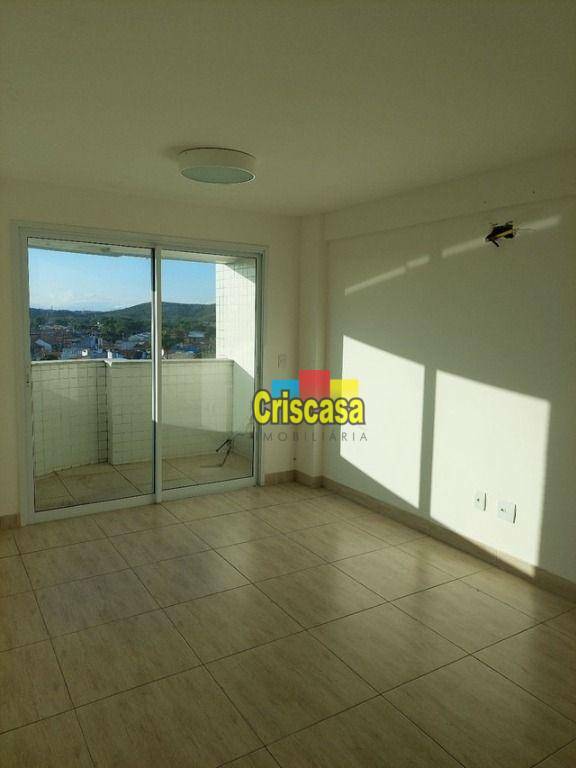 Apartamento à venda com 2 quartos, 72m² - Foto 2