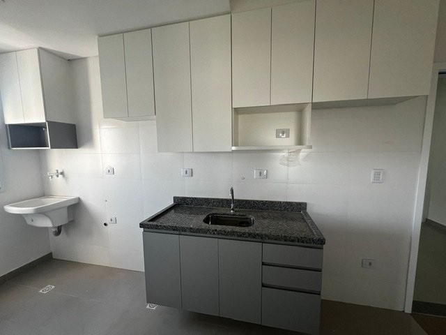 Apartamento para alugar com 2 quartos, 50m² - Foto 3