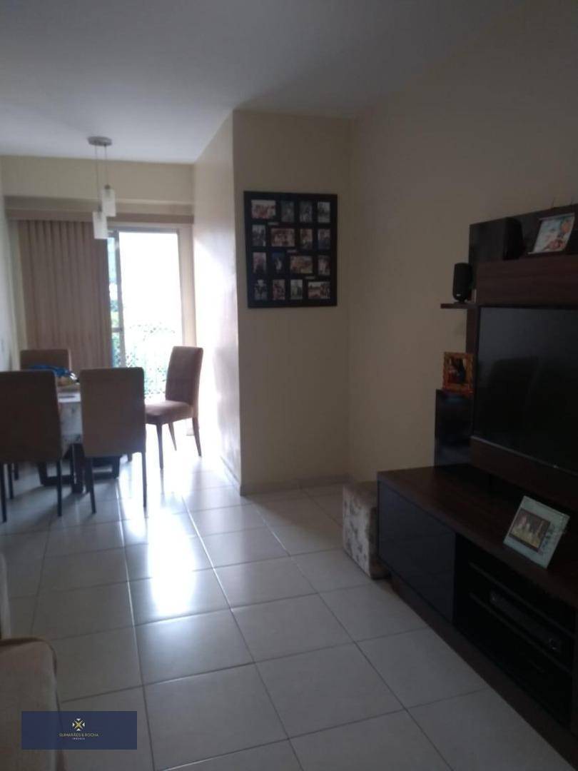 Apartamento à venda com 2 quartos, 68m² - Foto 1