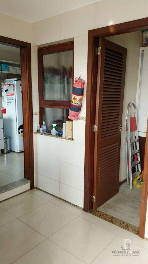 Casa de Condomínio à venda com 4 quartos, 163m² - Foto 18