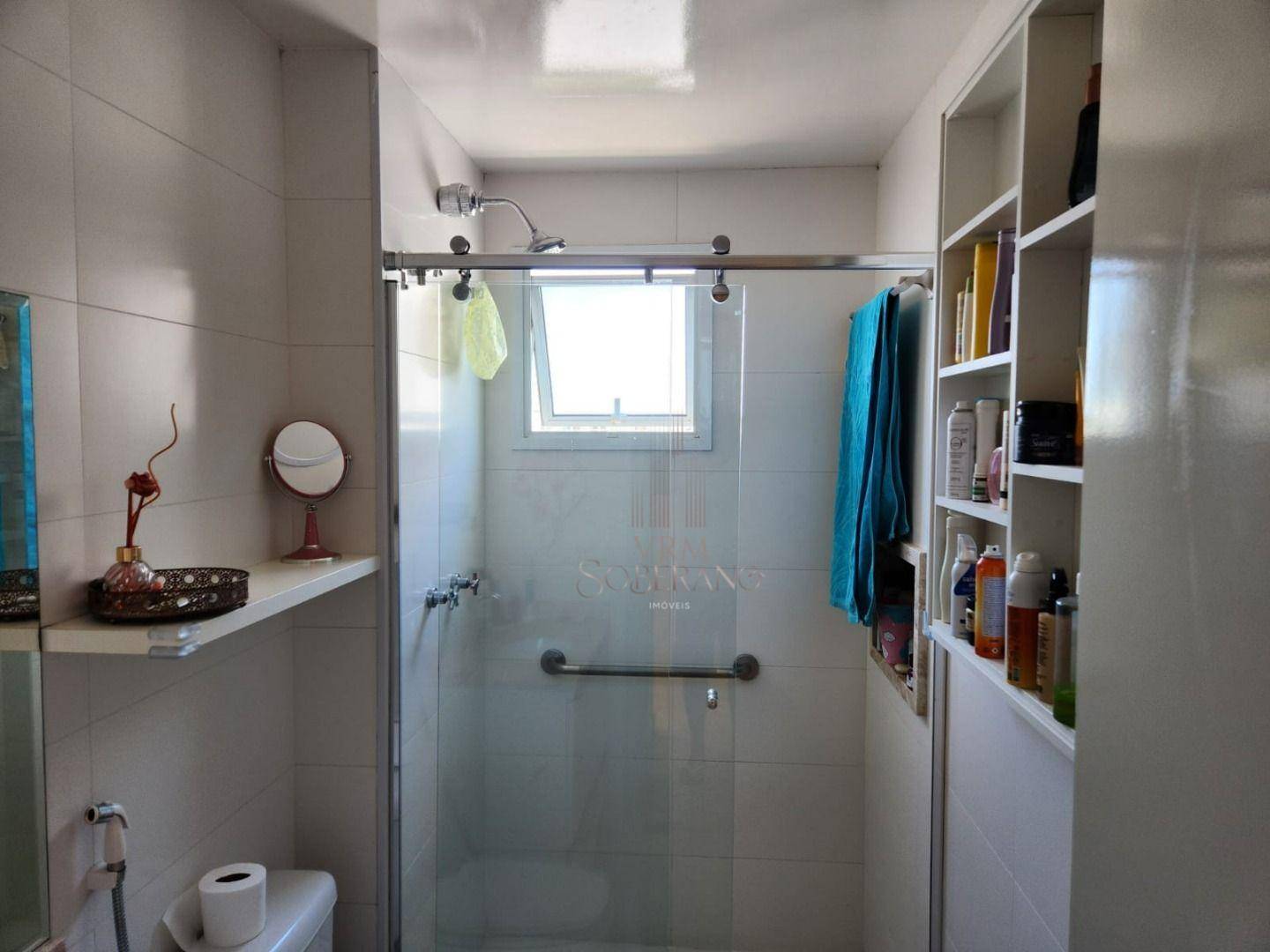 Apartamento à venda com 4 quartos, 190m² - Foto 17