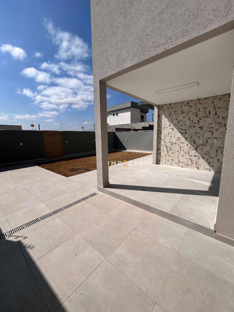 Casa à venda com 3 quartos, 200m² - Foto 22