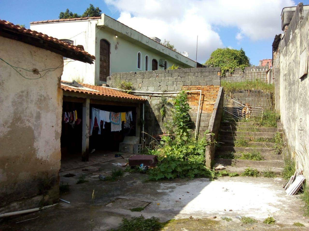 Casa à venda com 1 quarto, 220m² - Foto 4