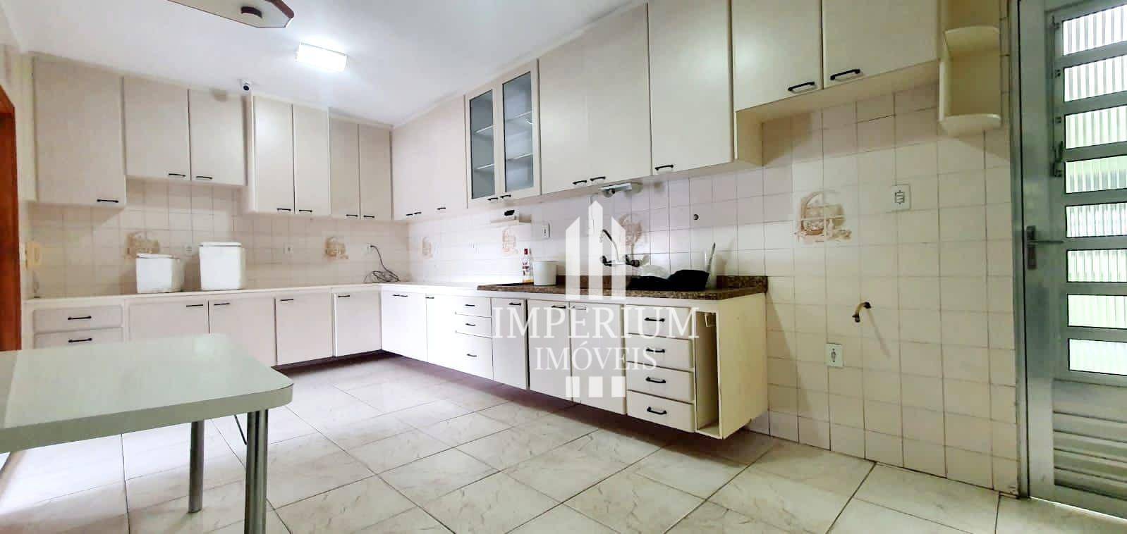 Sobrado à venda com 3 quartos, 560m² - Foto 17