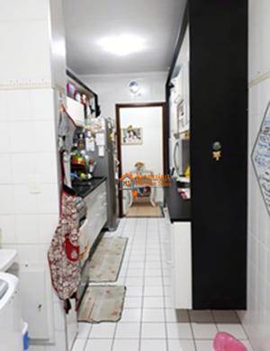 Apartamento à venda com 3 quartos, 76m² - Foto 6