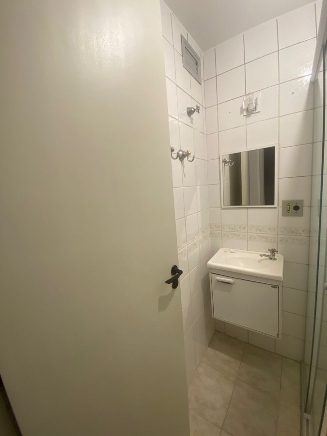 Apartamento à venda com 2 quartos, 42m² - Foto 4