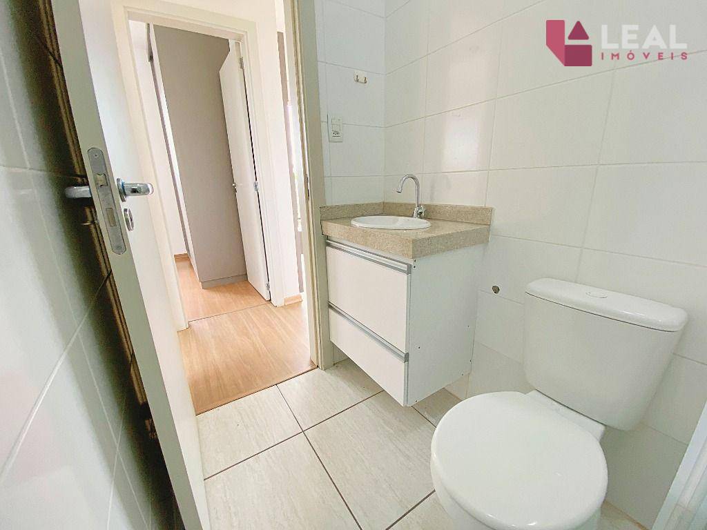 Apartamento para alugar com 2 quartos, 55m² - Foto 16