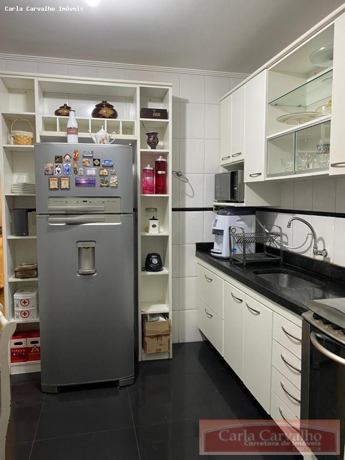 Apartamento à venda com 3 quartos, 140m² - Foto 3