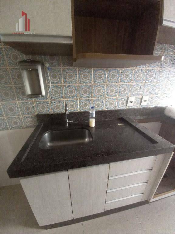 Apartamento à venda com 2 quartos, 48m² - Foto 12