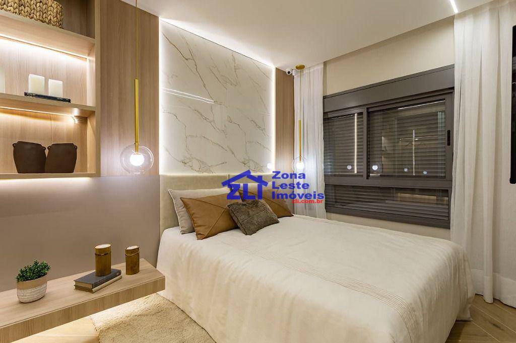 Apartamento à venda com 2 quartos, 64m² - Foto 1