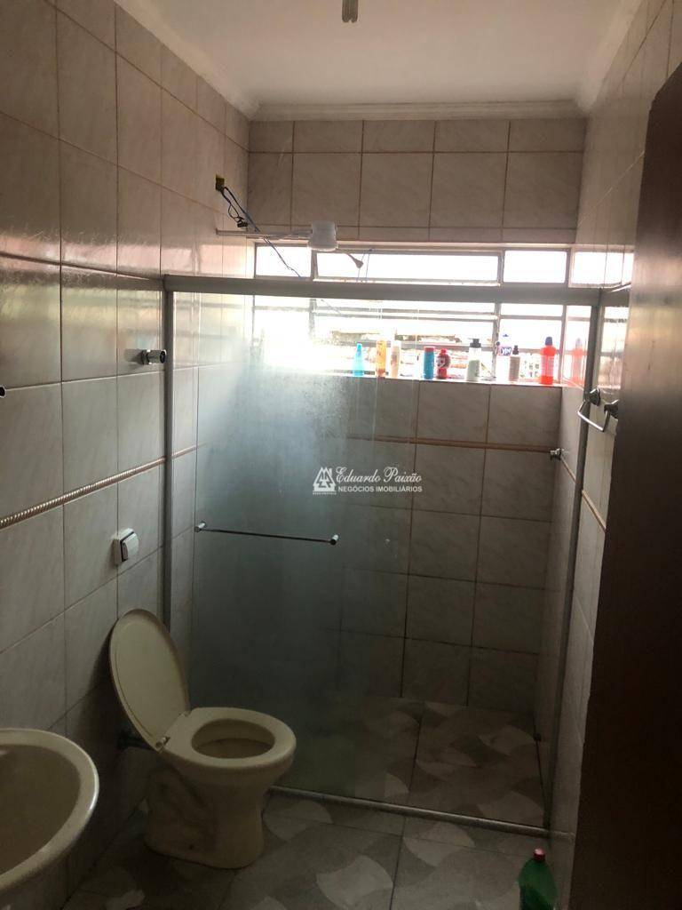 Sobrado à venda com 5 quartos, 300m² - Foto 12