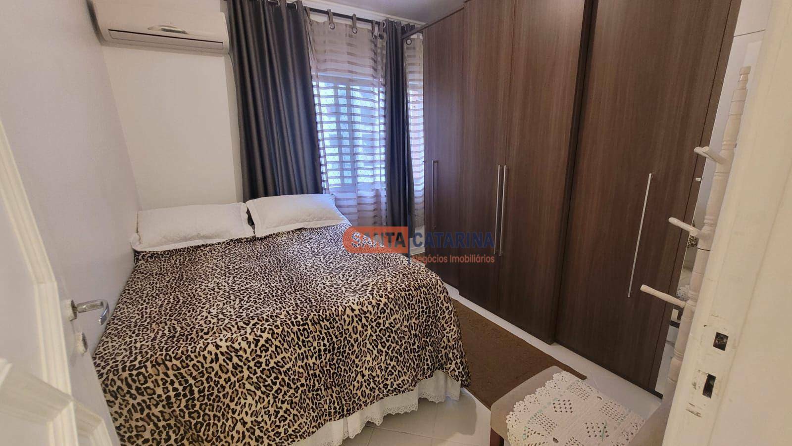 Apartamento à venda com 3 quartos, 131m² - Foto 10