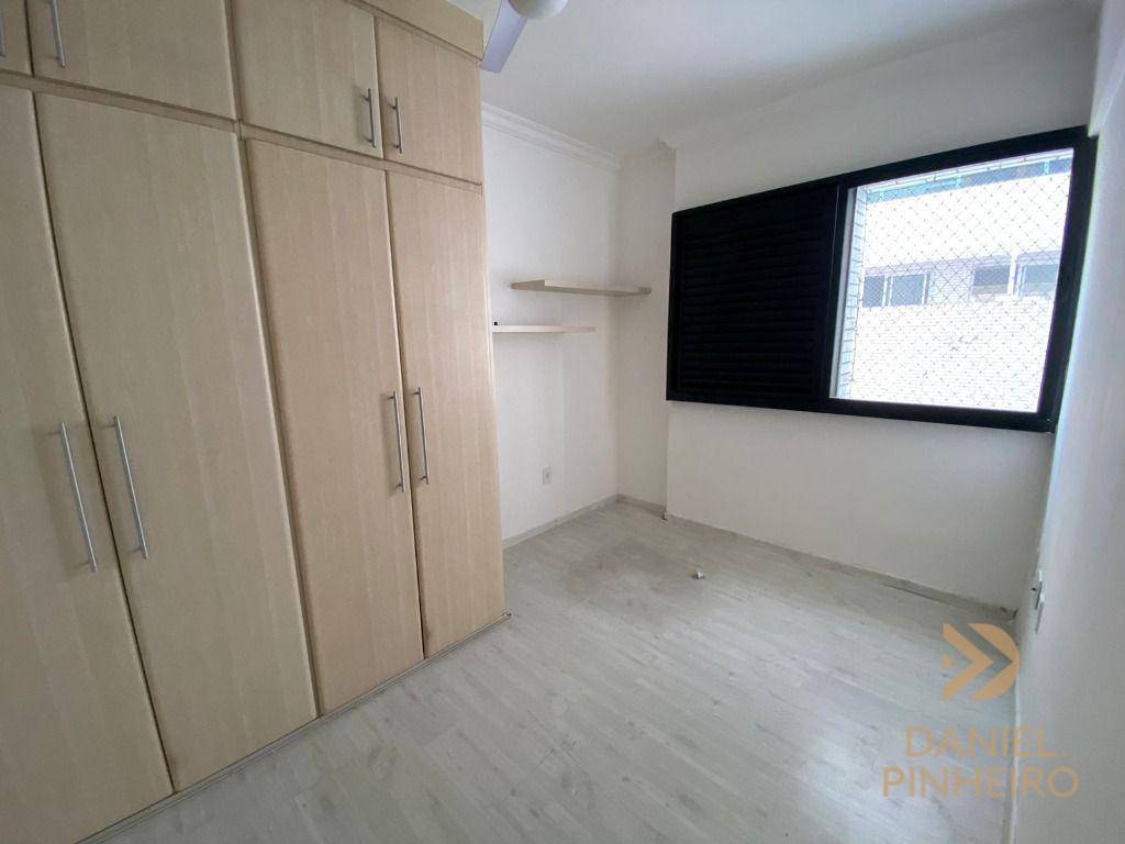 Apartamento à venda com 2 quartos, 70m² - Foto 24