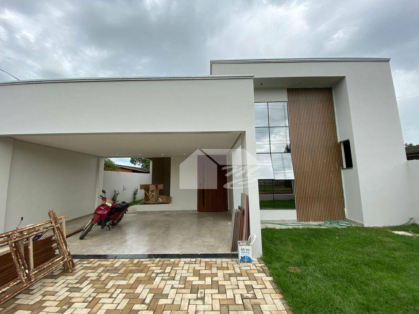 Casa à venda com 3 quartos, 175m² - Foto 1