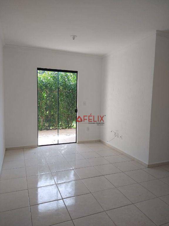 Apartamento à venda com 3 quartos, 77m² - Foto 1