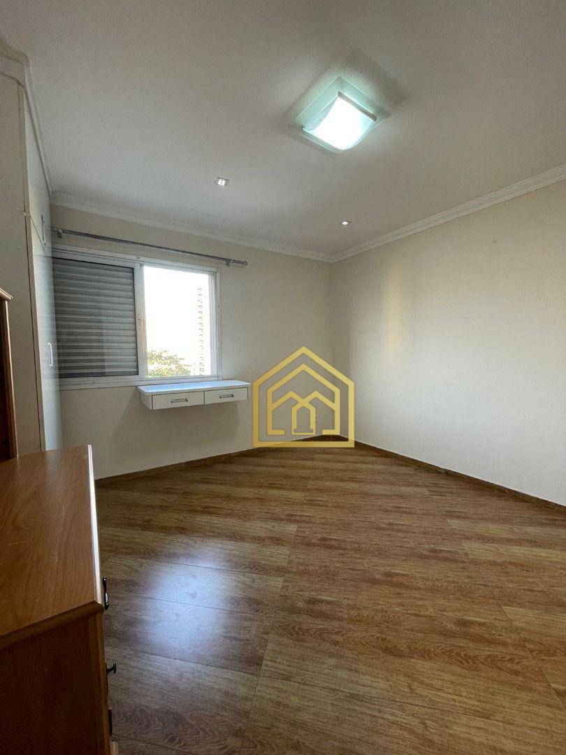 Apartamento à venda com 3 quartos, 160m² - Foto 14