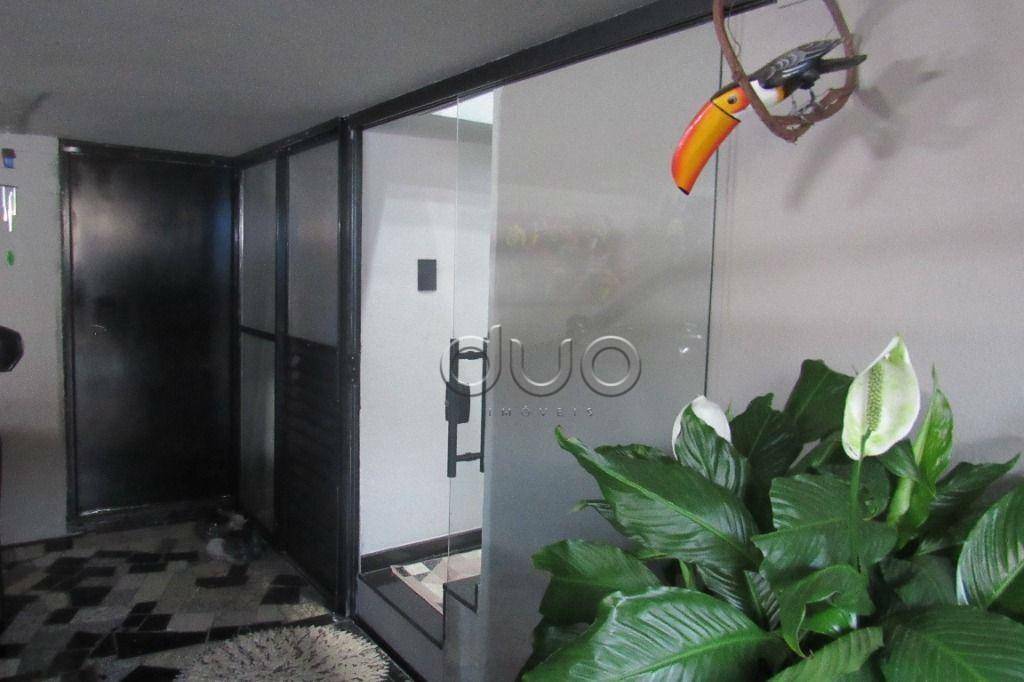 Casa à venda com 2 quartos, 114m² - Foto 2