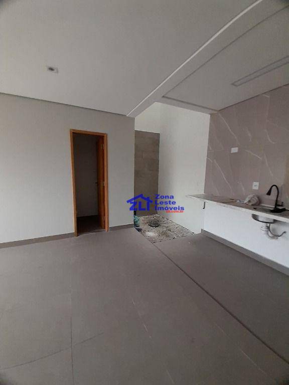 Sobrado à venda com 2 quartos, 160m² - Foto 2