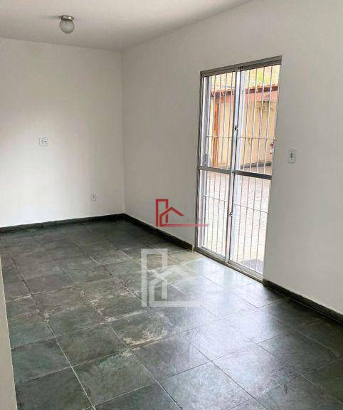 Apartamento à venda com 2 quartos, 62m² - Foto 4