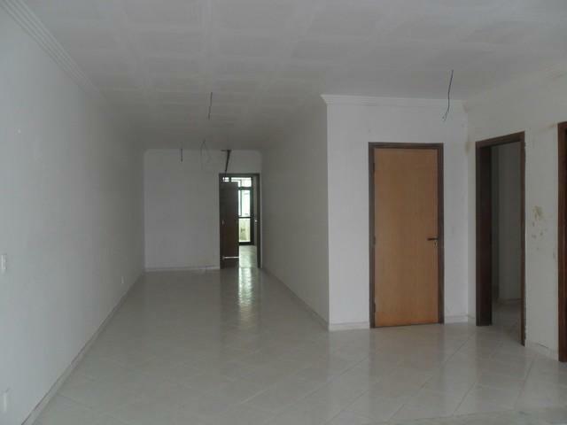 Apartamento à venda e aluguel com 4 quartos, 225m² - Foto 6