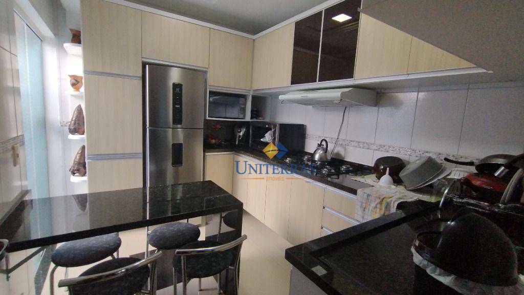 Sobrado à venda com 5 quartos, 300m² - Foto 6