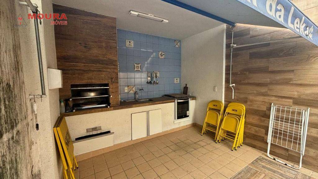 Sobrado à venda com 2 quartos, 105m² - Foto 1