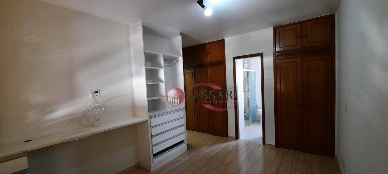 Apartamento à venda com 4 quartos, 150m² - Foto 11