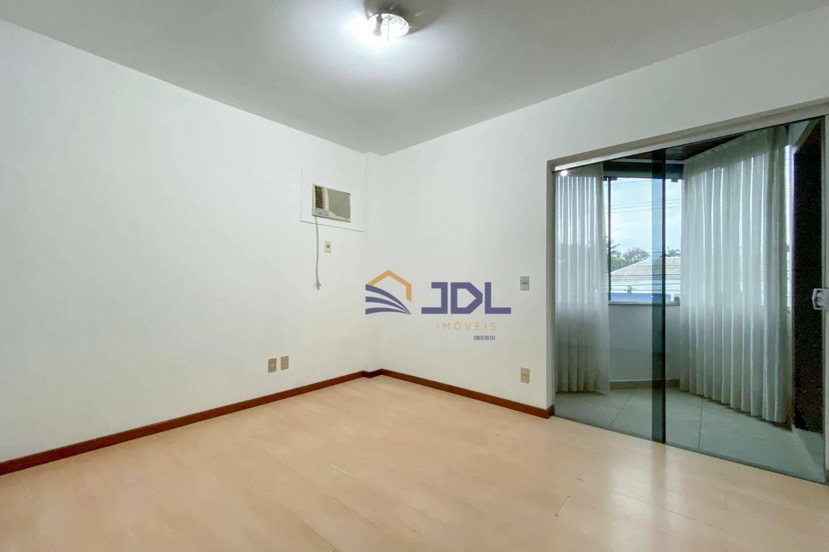 Apartamento à venda com 3 quartos, 194m² - Foto 6