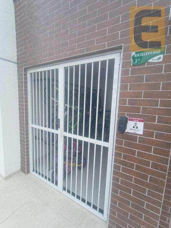 Apartamento para alugar com 3 quartos, 108m² - Foto 32