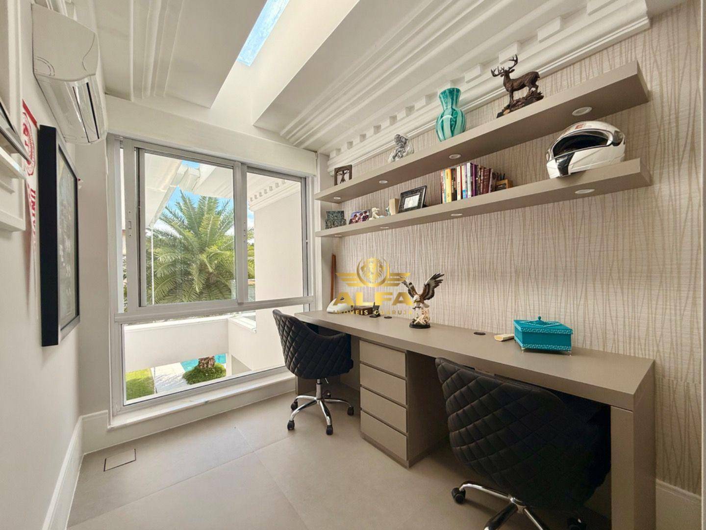 Casa de Condomínio à venda com 8 quartos, 1055m² - Foto 35