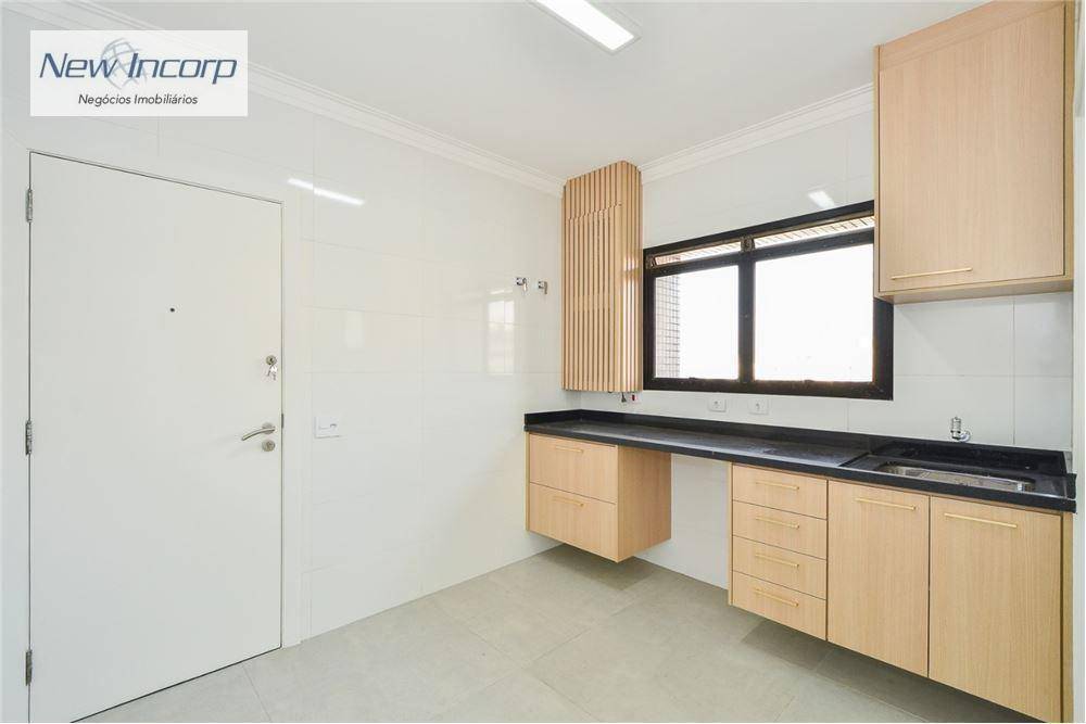 Apartamento à venda com 4 quartos, 185m² - Foto 4