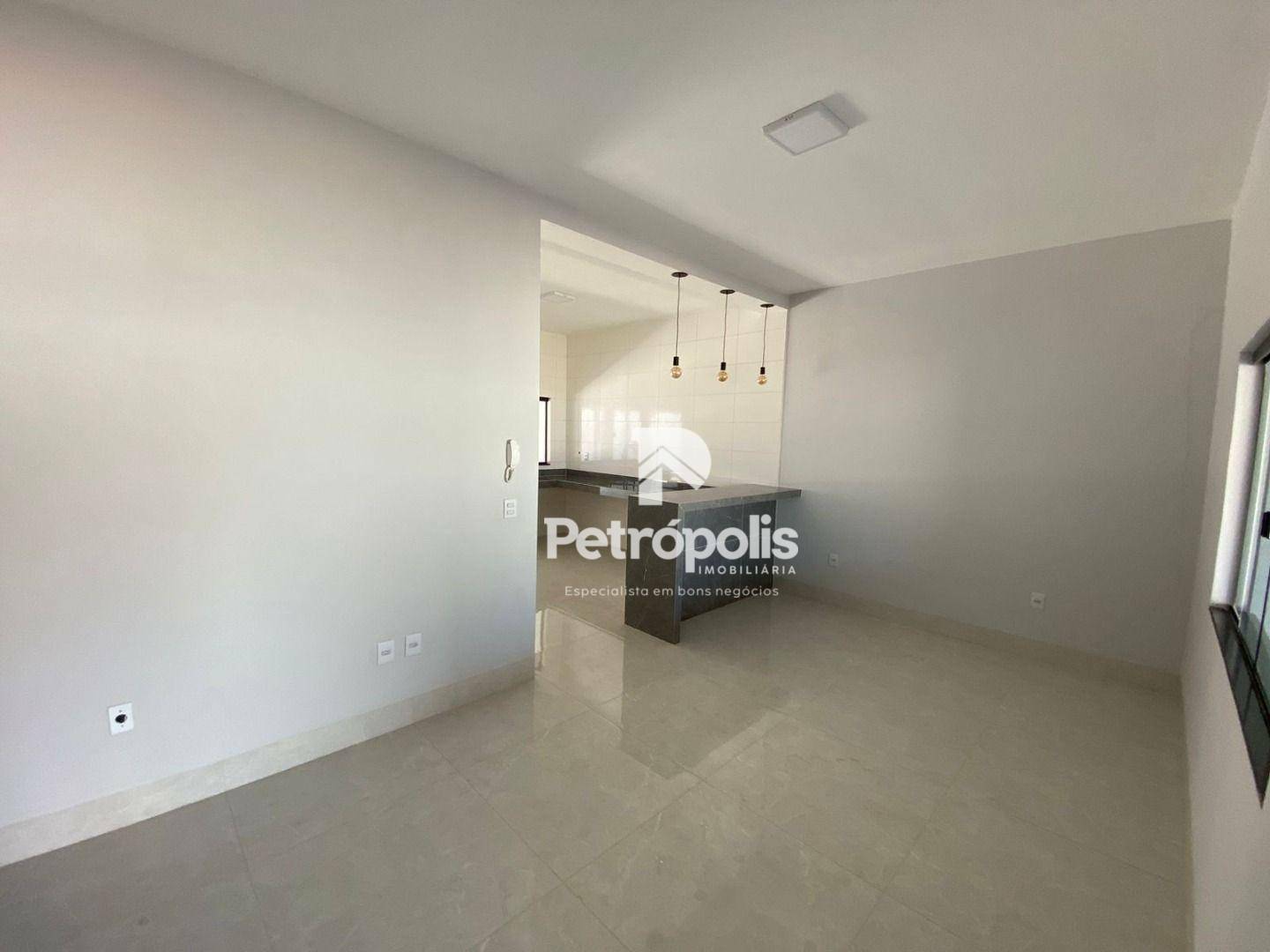 Casa à venda com 3 quartos, 165m² - Foto 4