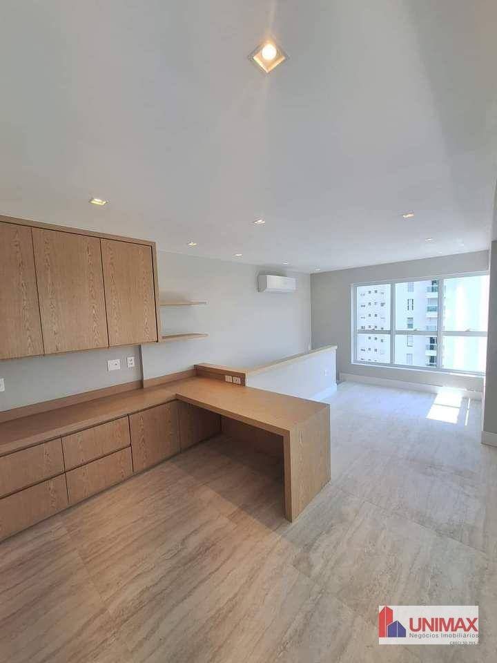 Apartamento para alugar com 3 quartos, 338m² - Foto 7