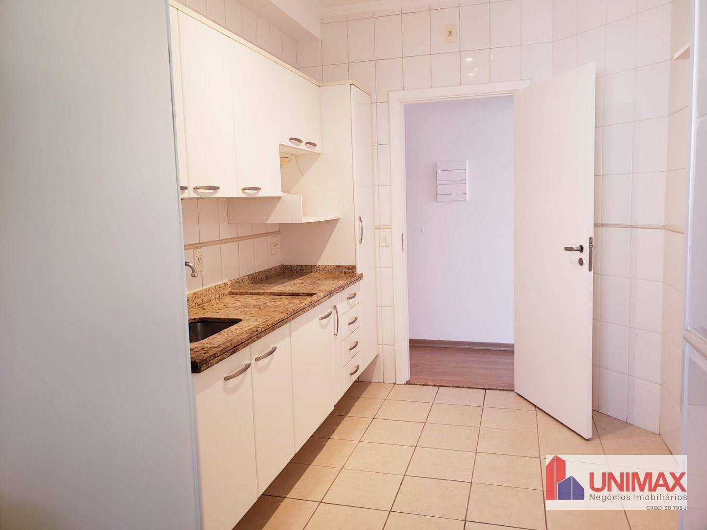 Apartamento para alugar com 3 quartos, 94m² - Foto 6