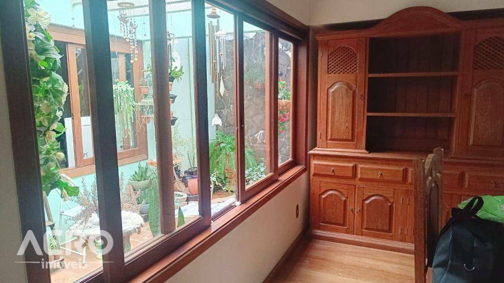 Casa, 4 quartos, 418 m² - Foto 2