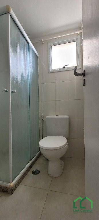 Apartamento para alugar com 3 quartos, 77m² - Foto 21