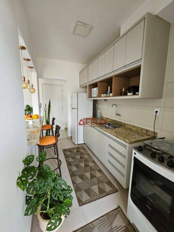 Apartamento à venda com 2 quartos, 67m² - Foto 5