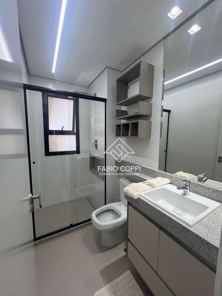 Apartamento à venda com 3 quartos, 159m² - Foto 12