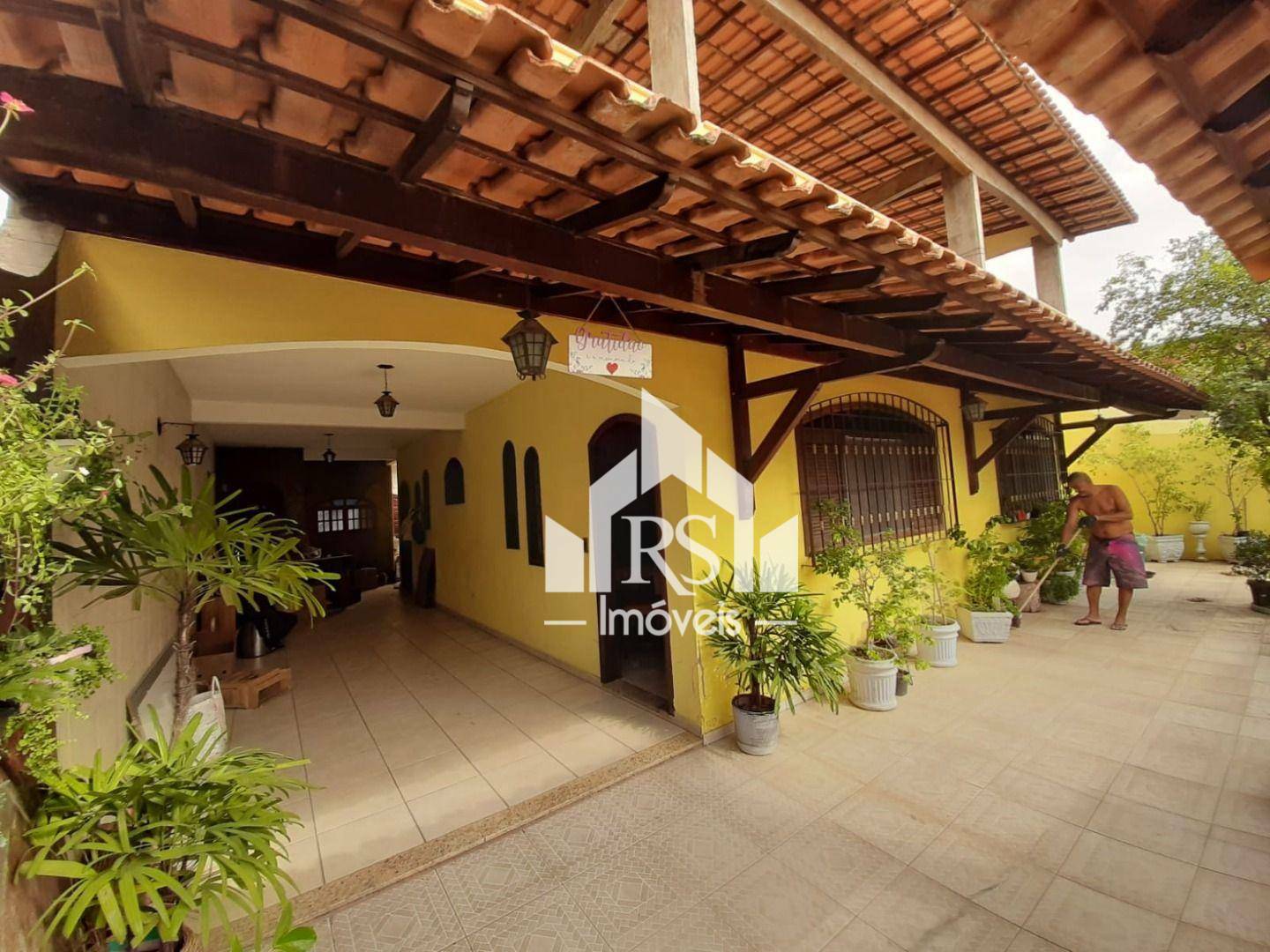 Casa à venda com 3 quartos, 360m² - Foto 2